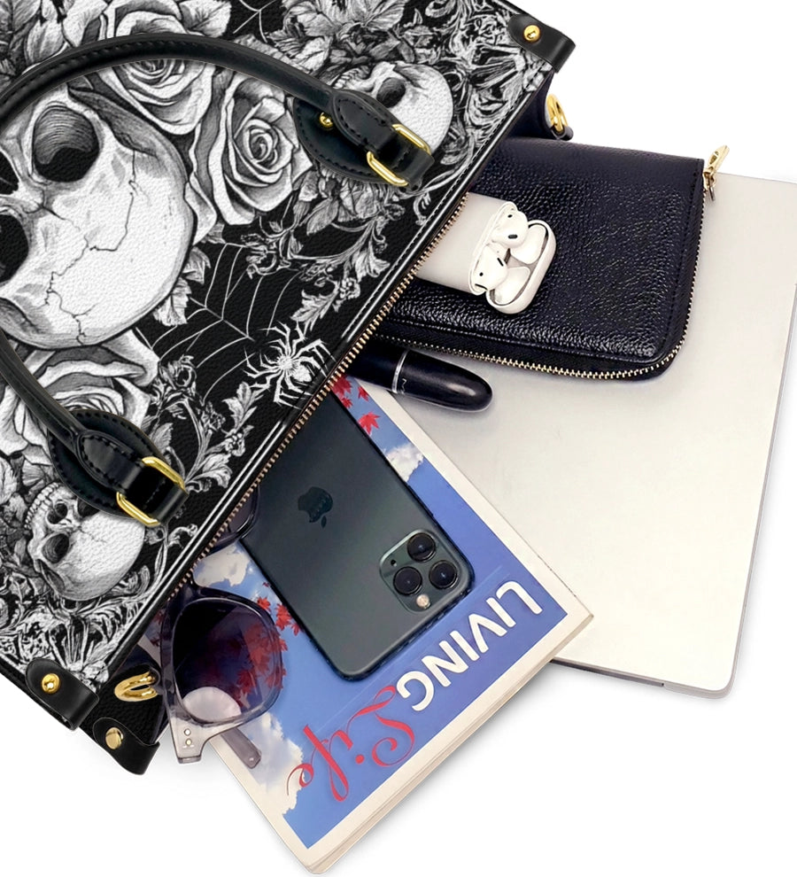 Gothistar Gothic Skullveil Roses Leather Bag